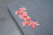 Load image into Gallery viewer, Inox gekleurde bloem SA507